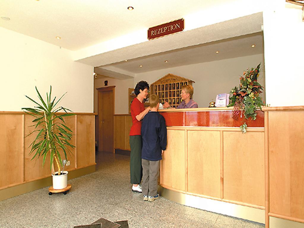 Garnihotel Zur Linde - Bayerischer Wald - Aktivcard Mit 154 Kostenfreien Leistungen - Kostenloser Parkplatz لوبيرغ المظهر الخارجي الصورة